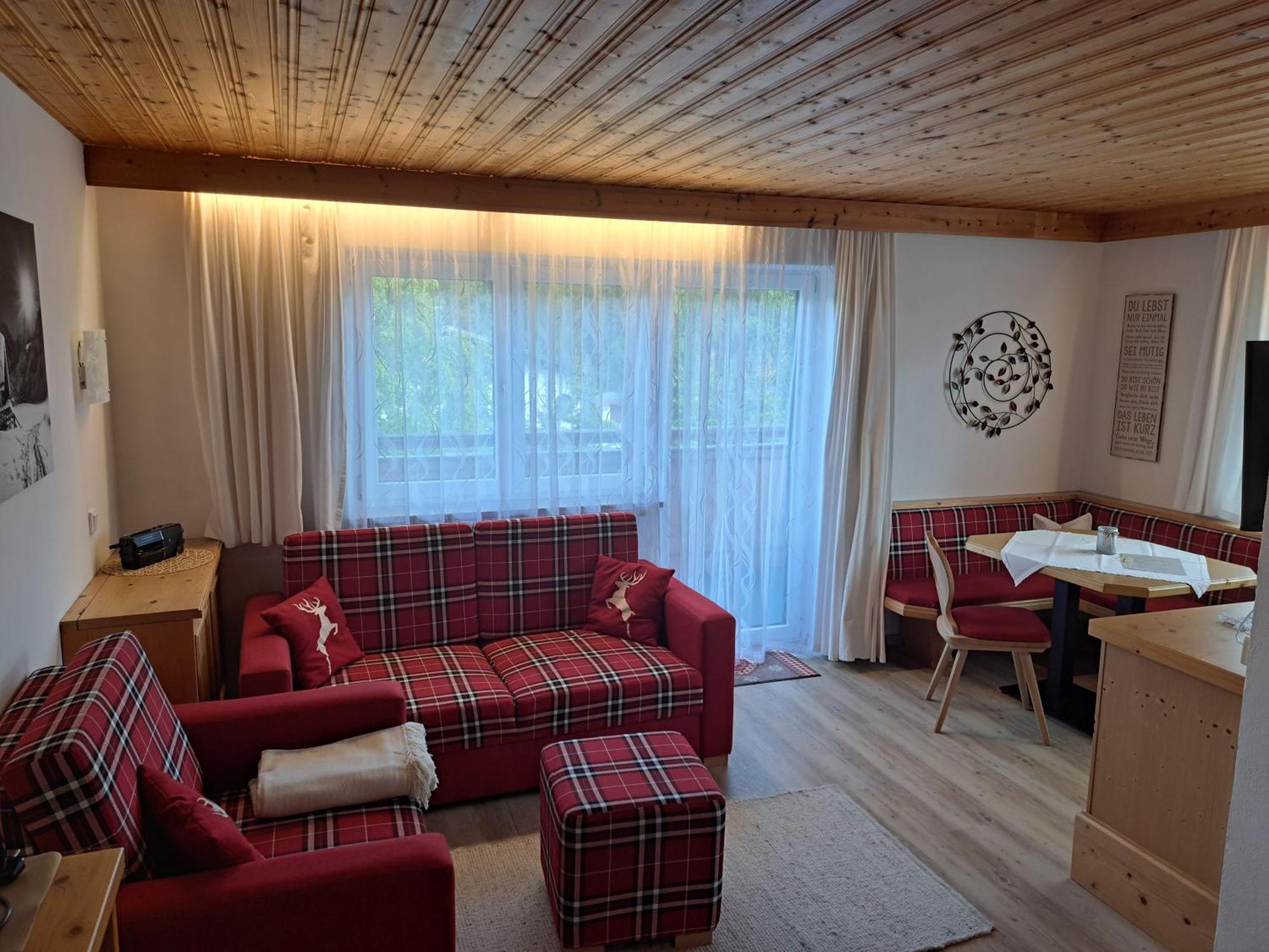 Apartmenthaus Bader Leutasch Zewnętrze zdjęcie